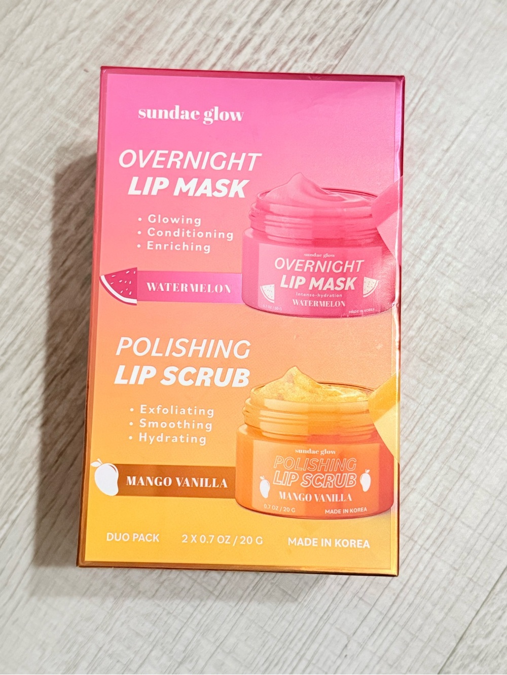 Lip Scrub with Mango & Watermelon Extracts - Pink/Orange Gradient Packaging